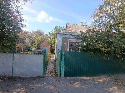 Продаж будинку з ділянкою на 8 соток, 77 кв. м., м. Немирів,