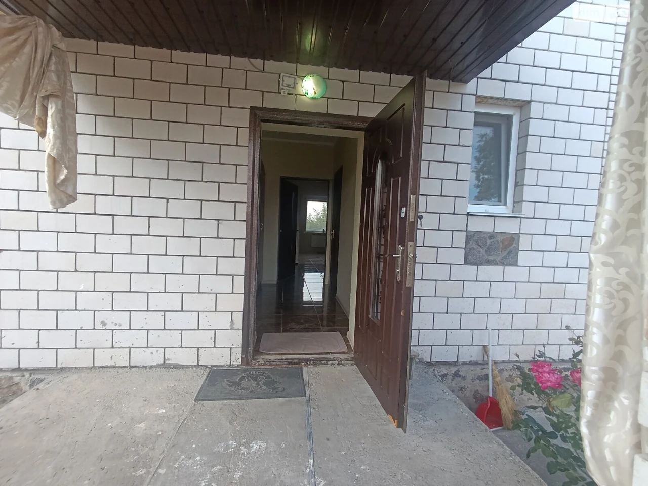 Продаж Дім