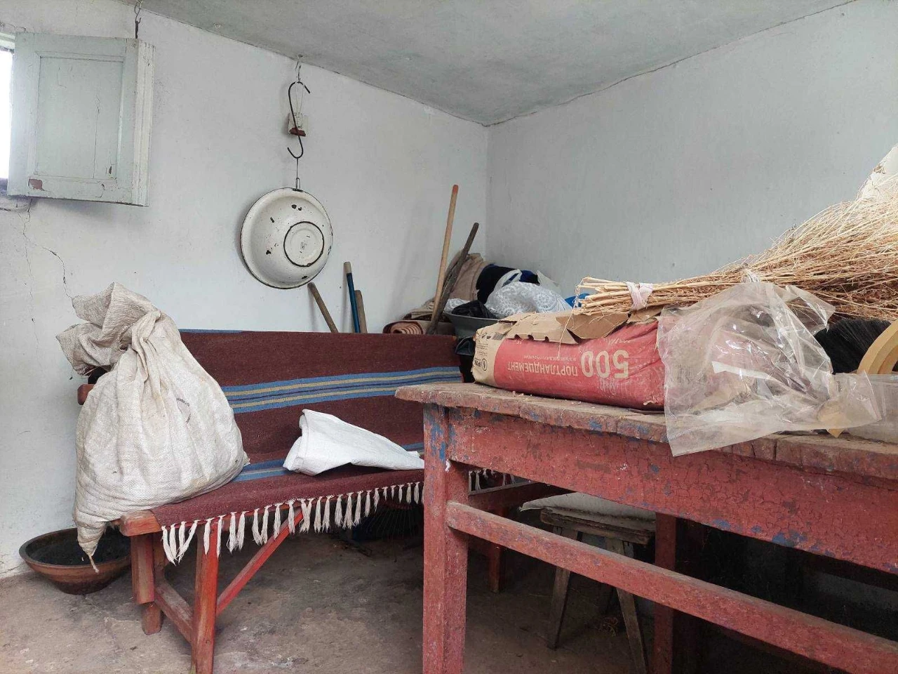 Продаж приватного будинку біля річки, м. Немирів