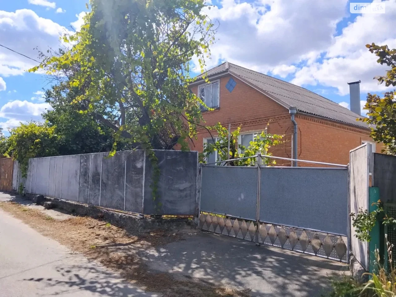 Продаж Дім