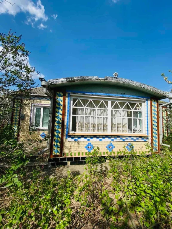 (3) Продам гарний добротний будинок в м. Немирів 0925
