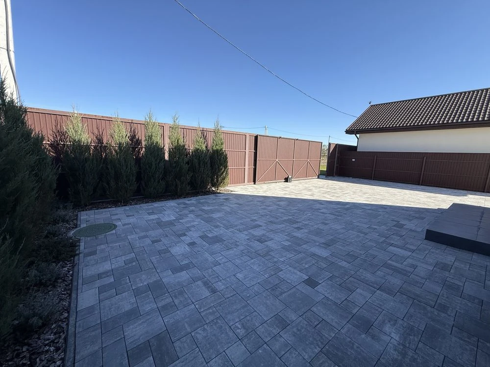 Будинок з виходом до води / ГАЗ / Погреби 10хв Київ / 8сот.