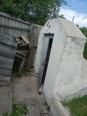 Продам будинок і земельну ділянку 26 сот