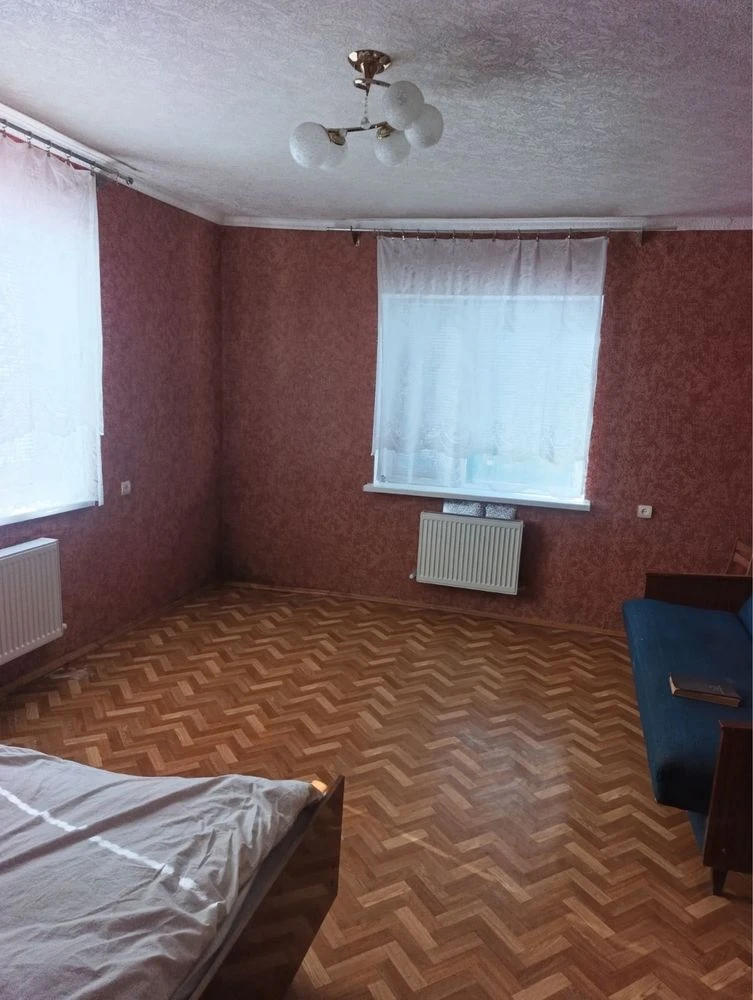 Продаю двоповерховий будинок. 77м² з газом та грубкою для оп