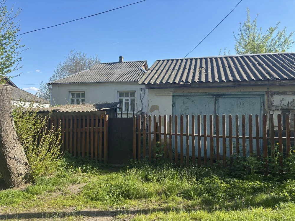 Продам добротний ,утеплений будинок біля ставка