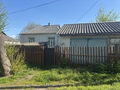 Продам добротний ,утеплений будинок біля ставка