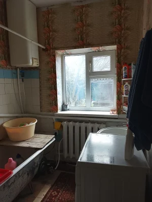 Продам власний будинок (хату)