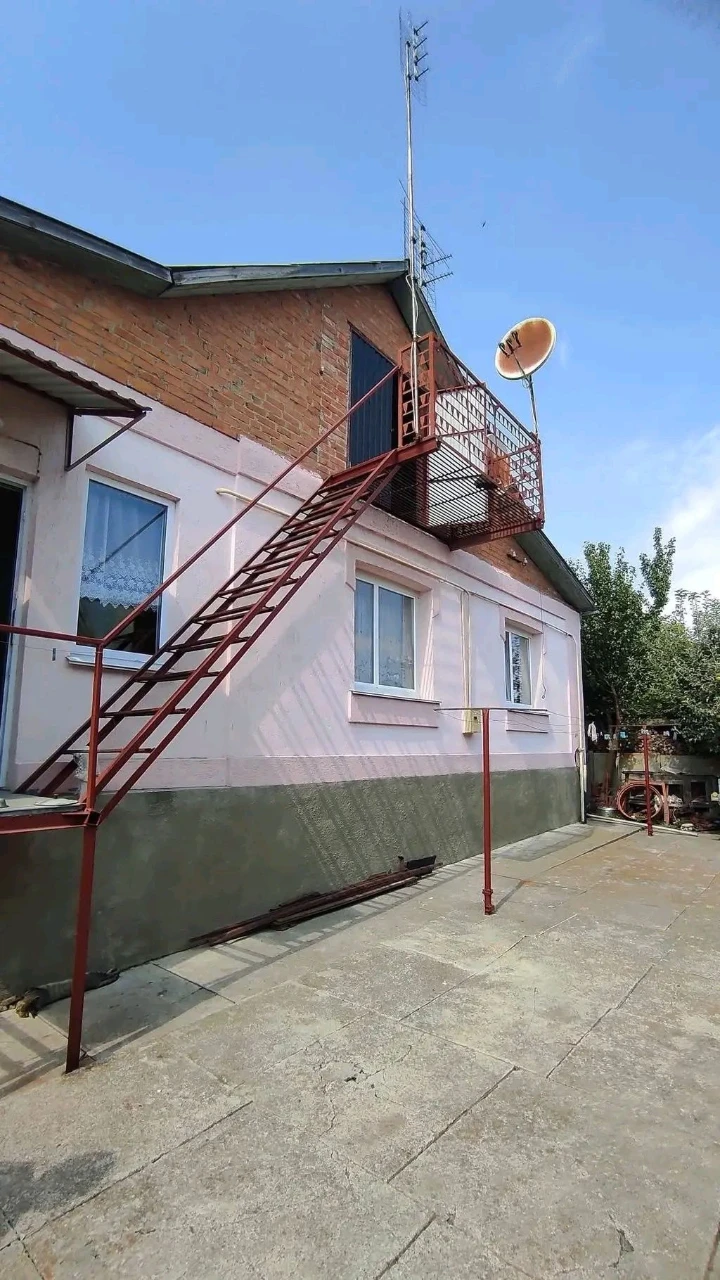 Продається будинок м.Хмільник Вінницька область