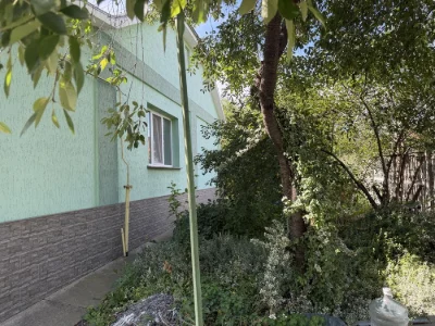 Продаж будинку в районі поліції