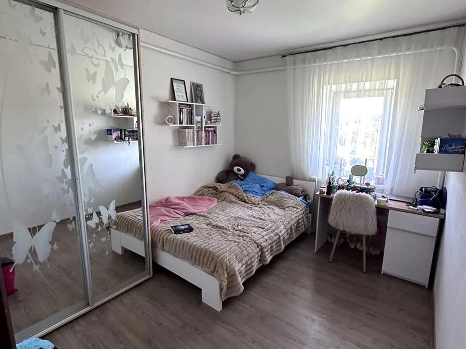 House. Sharhorod, Свято Florianka