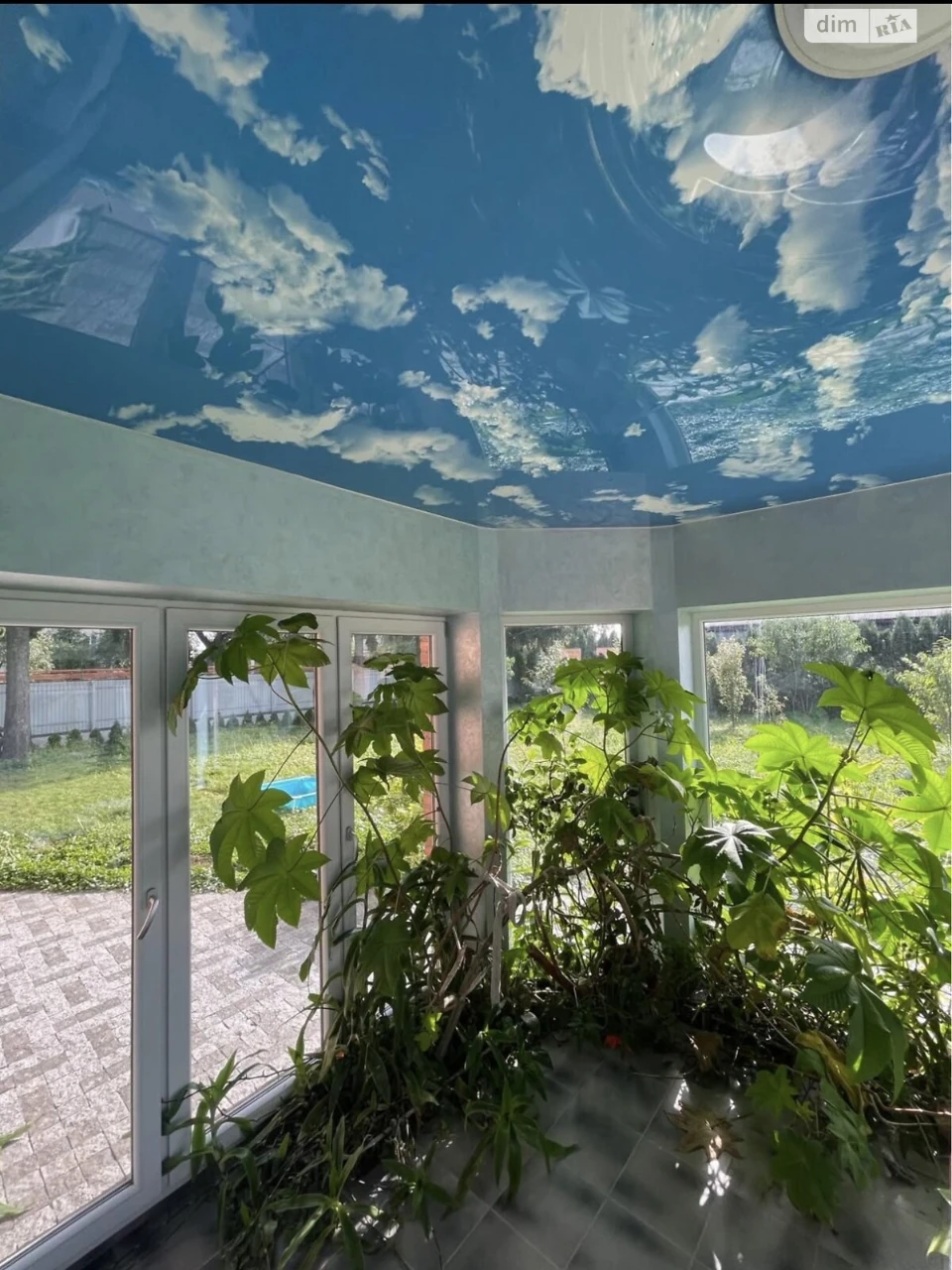 Продаж Дім