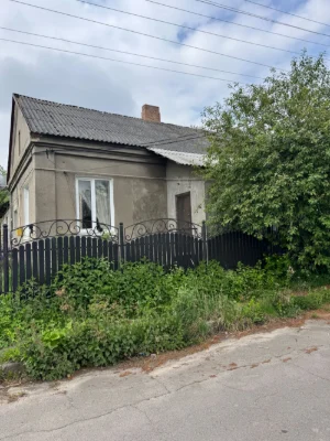 Продам гарний будинок