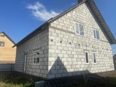 Продам двоповерховий будинок 165 м² + додатковий будиночок |
