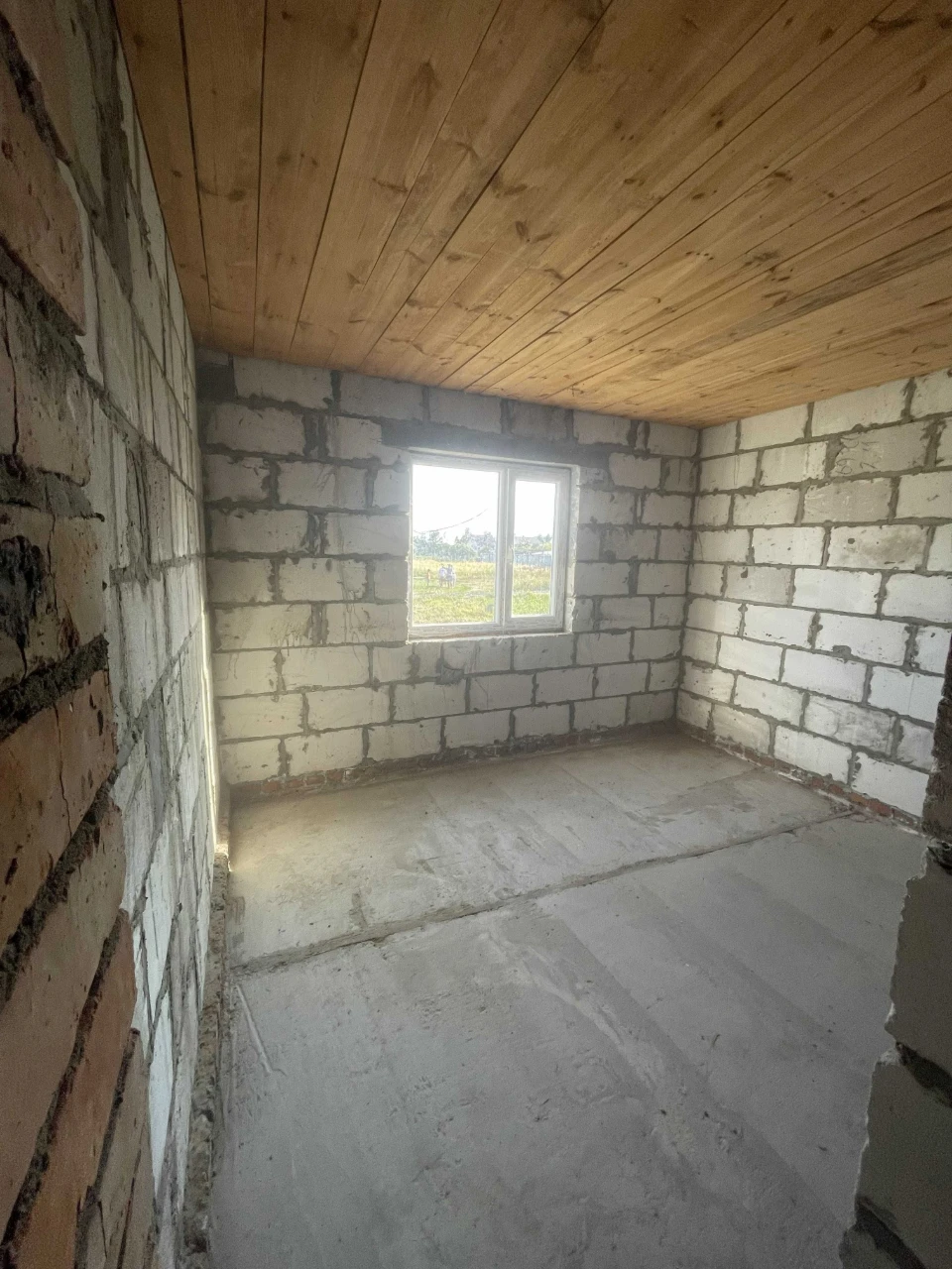 Продам двоповерховий будинок 165 м² + додатковий будиночок |