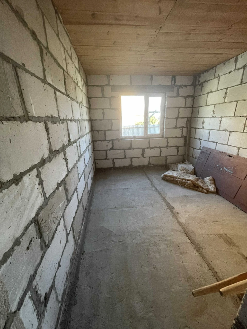 Продам двоповерховий будинок 165 м² + додатковий будиночок |