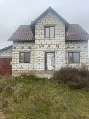 Будинок (незавершене будівництво)