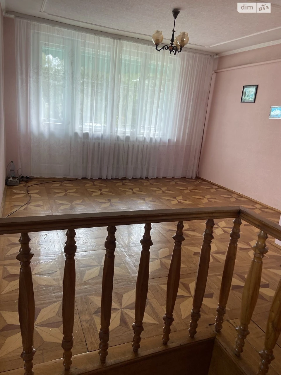 Продаж Дім