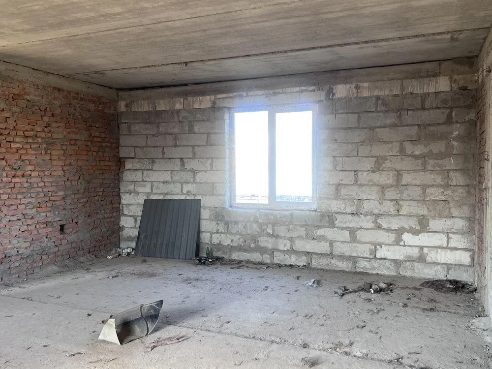 Продам будинок в центрі міста