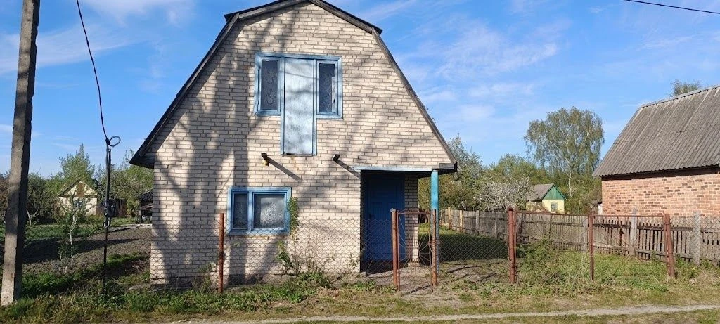 Дачний цегляний 2 поверховий будинок земельна ділянка дача К