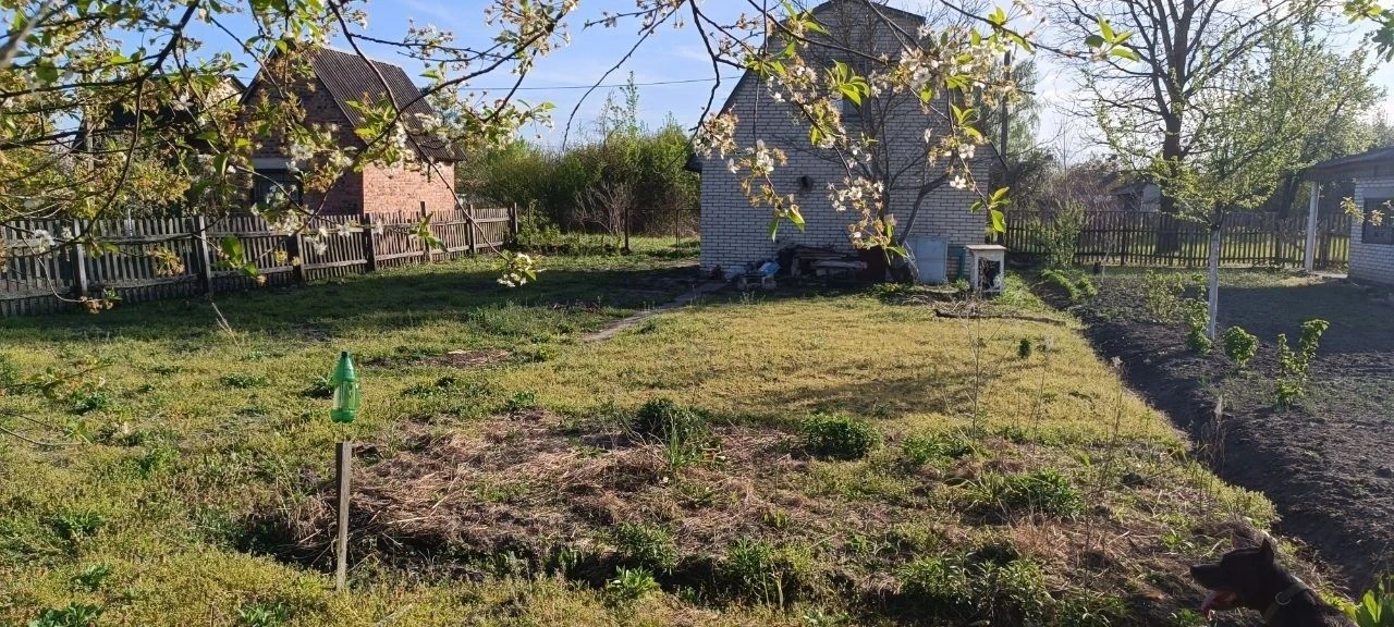Дачний цегляний 2 поверховий будинок земельна ділянка дача К