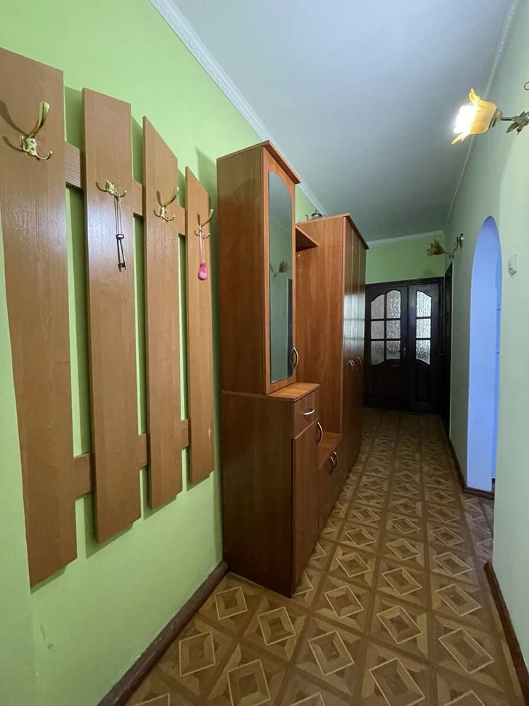 Продаж частини будинку в центрі міста