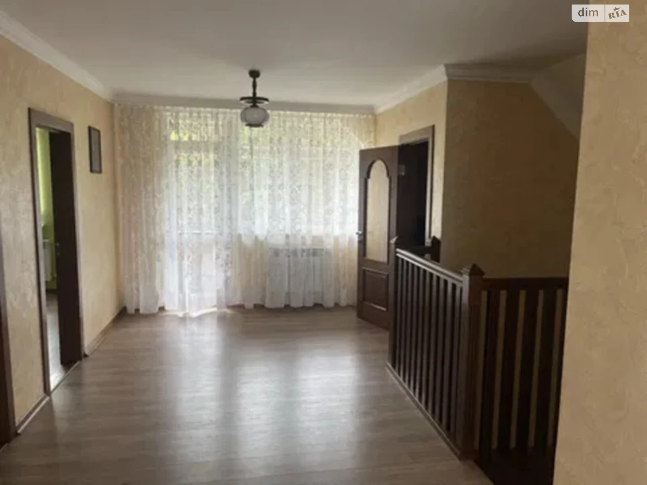 Продаж Дім