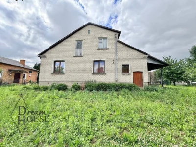 Продаж цегляного 2 поверхового будинку