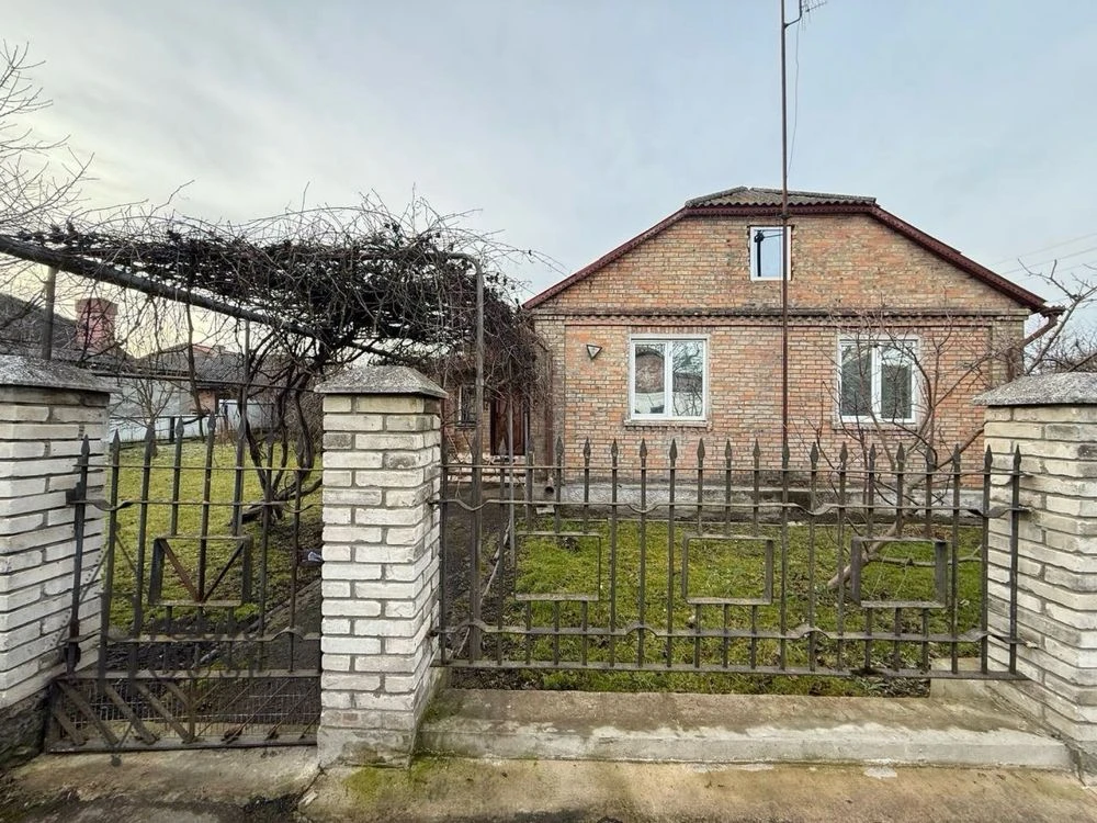 Продаж будинку поруч з лісом (МОЖЛИВИЙ ПРОДАЖ ПІД СЕРТИФІКАТ