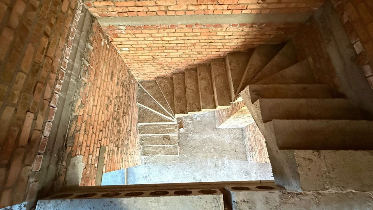 Продається будинок, новобудова, у престижній локації міста
