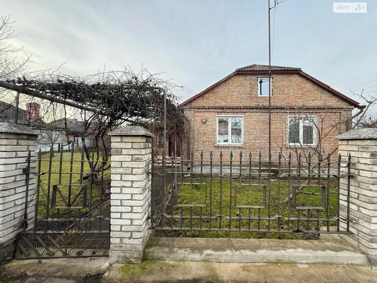 Продаж Дім