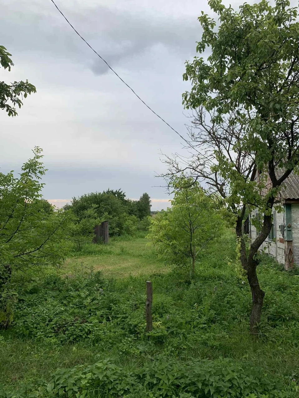 Будинок з. 1 га.землі.село Підгірне.