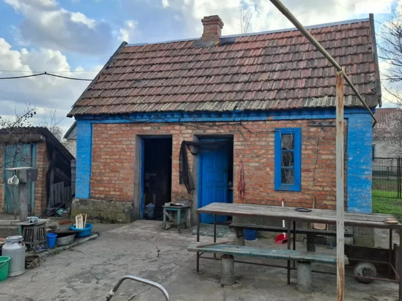 Продаж Дім