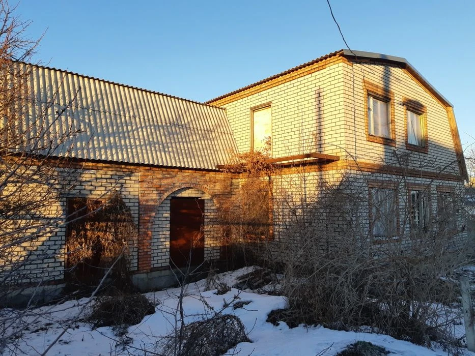Продам добротный дом