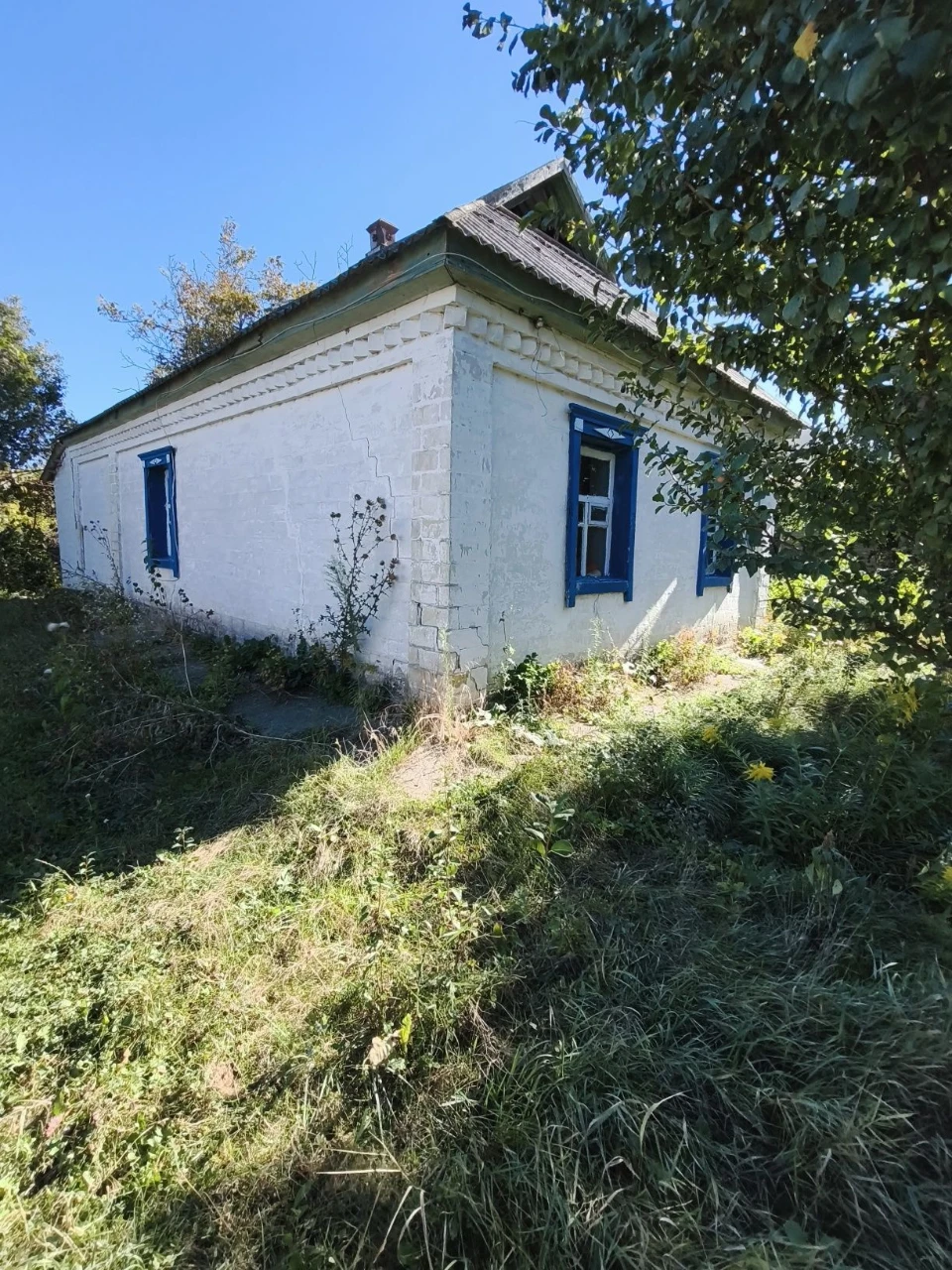 продам будинок  під ремонт з  усіма комунікаціями