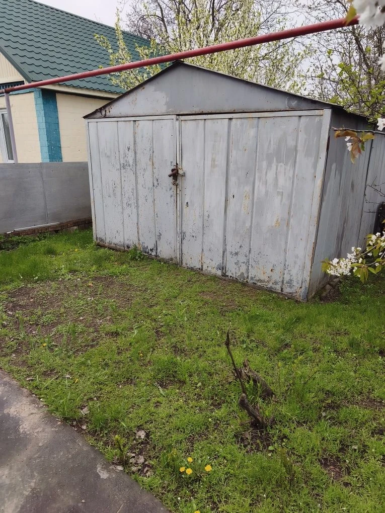 Продам будинок з усіма комунікаціями в місті Верхньодніпровс