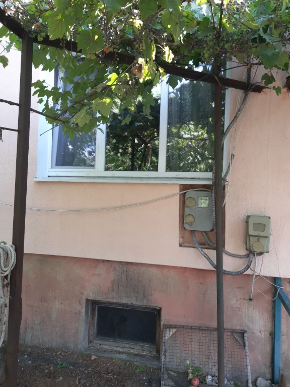 Продаж будинку 120 кв.м  із земельною ділянкою 12,6 соток