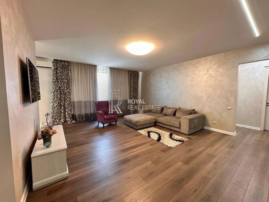 Residential complex "Park-Hol Gorky". Lybidska. Selling 3 rooms Antonovicha St.,