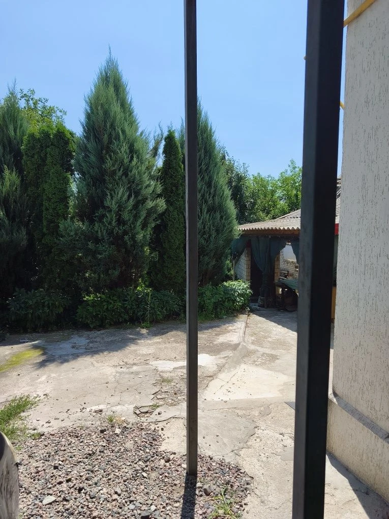 Продам крутезний будинок в місті