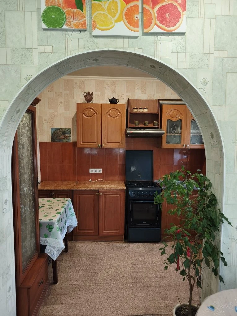 Продам крутезний будинок в місті