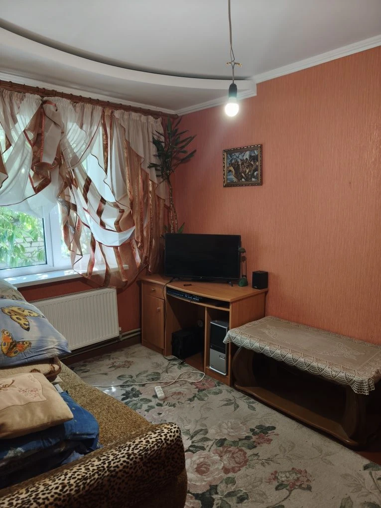 Продам крутезний будинок в місті