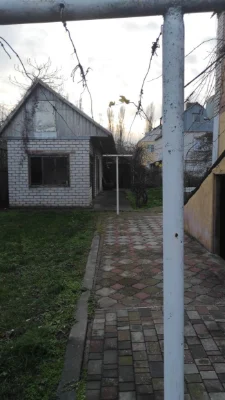 Добротный  большой дом Верхнеднепровск