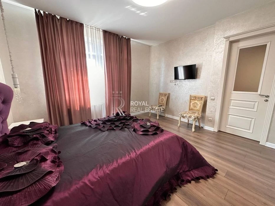 Residential complex "Park-Hol Gorky". Lybidska. Selling 3 rooms Antonovicha St.,