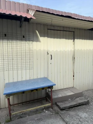 Продам торгов Павільон на центральному Ринку з місцем м. Віл