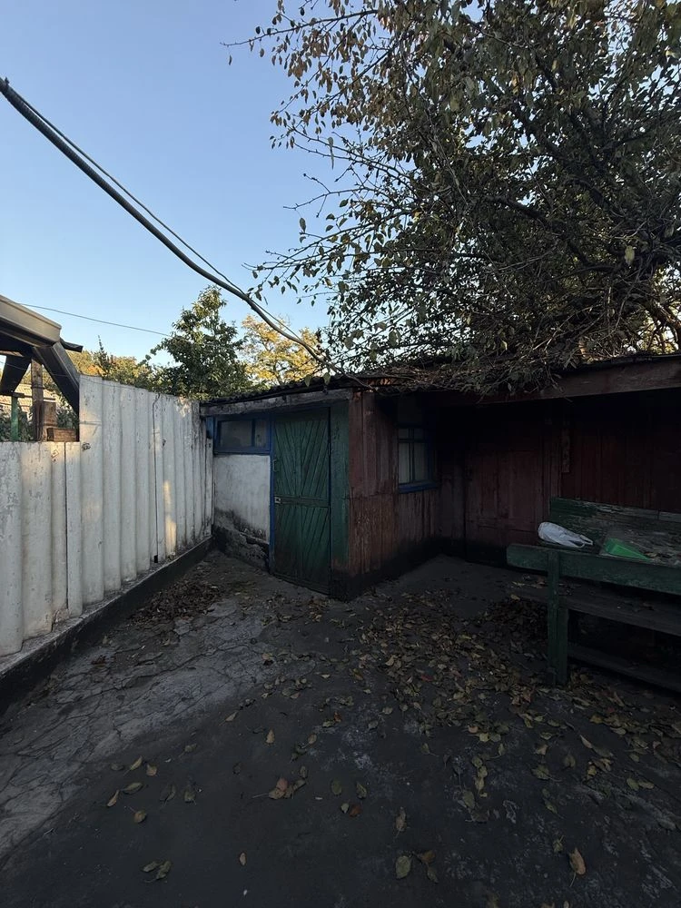 Продаж півбудинку 30 м2, район Шайби, YES