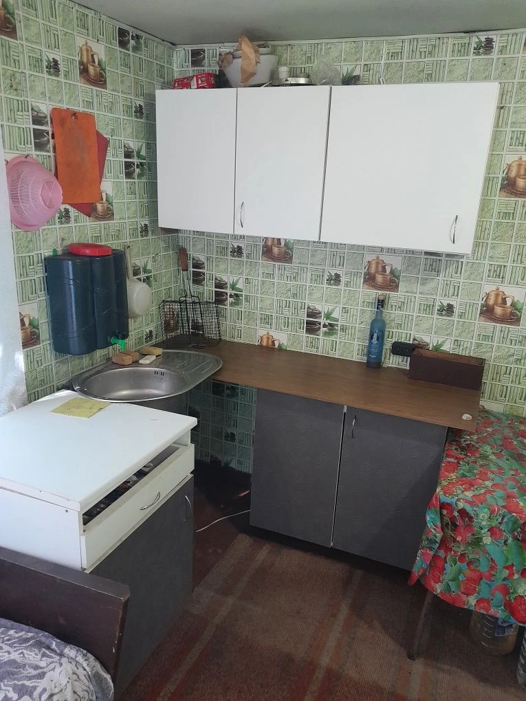 Продам 1/2домика на турбазе "Рассвет" рядом с "Дубовым гаем"