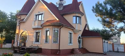 Продаж  казкового будинку у казковому місті