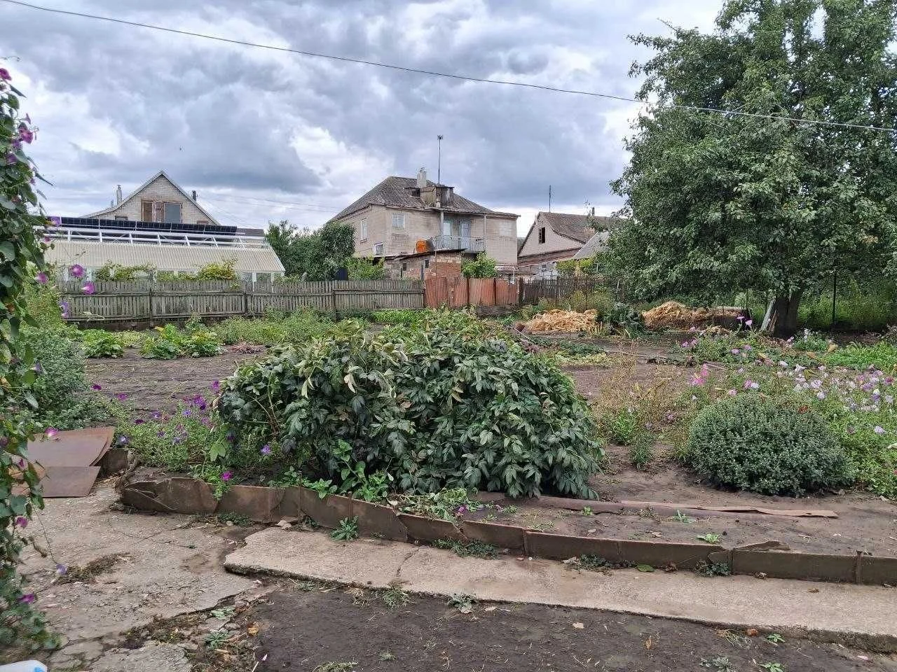 Продам затишний будинок Камянське