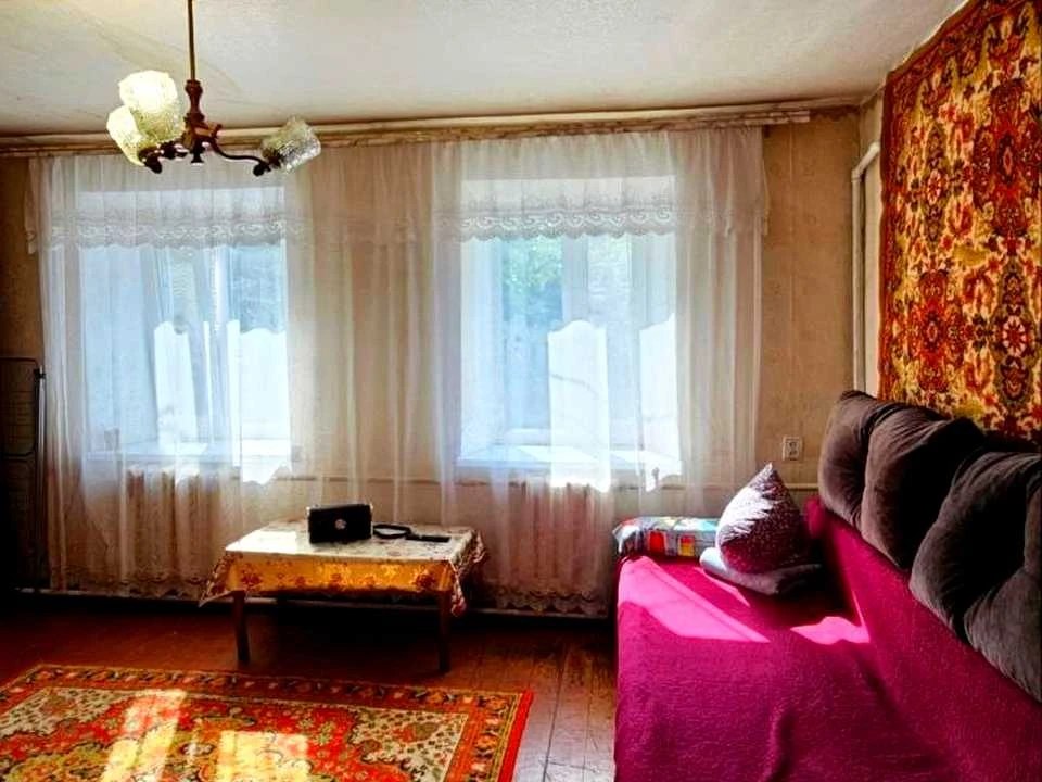Будинок. Кам'янське, Озерна