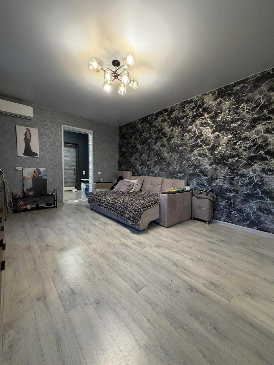 Продам домик в Центре Романково ( 28 школа )