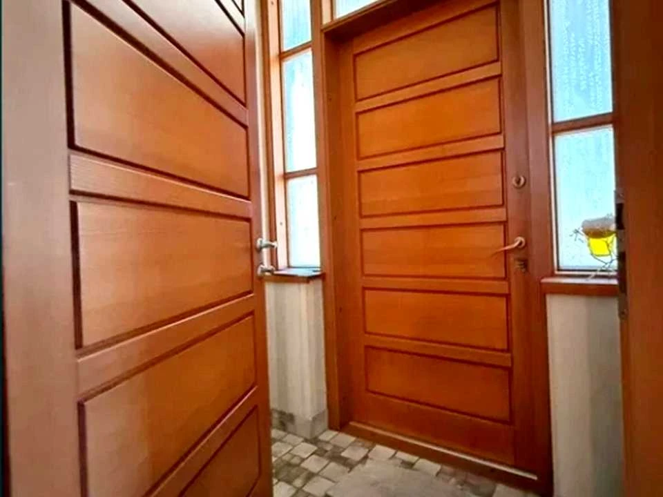 Будинок. Кам'янське, Дніпробудівська вул.